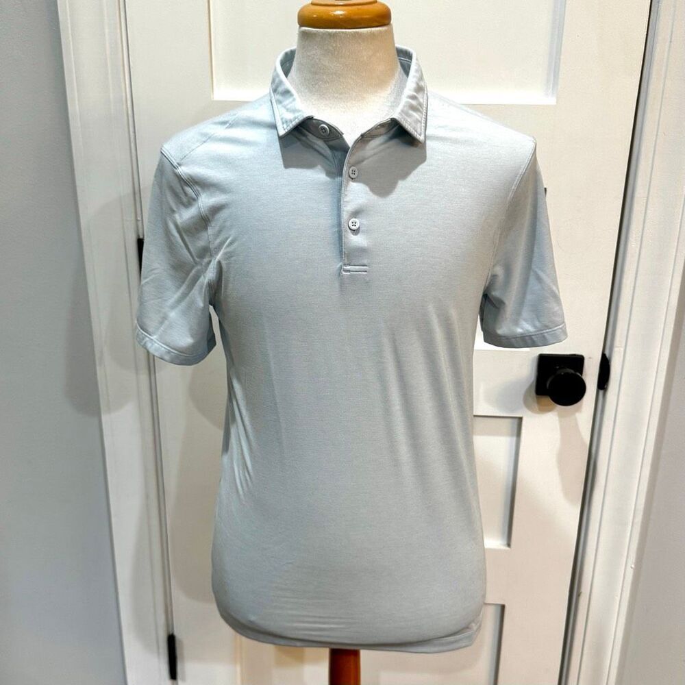 Lululemon Evolution Light Blue Polo Shirt. Medium.